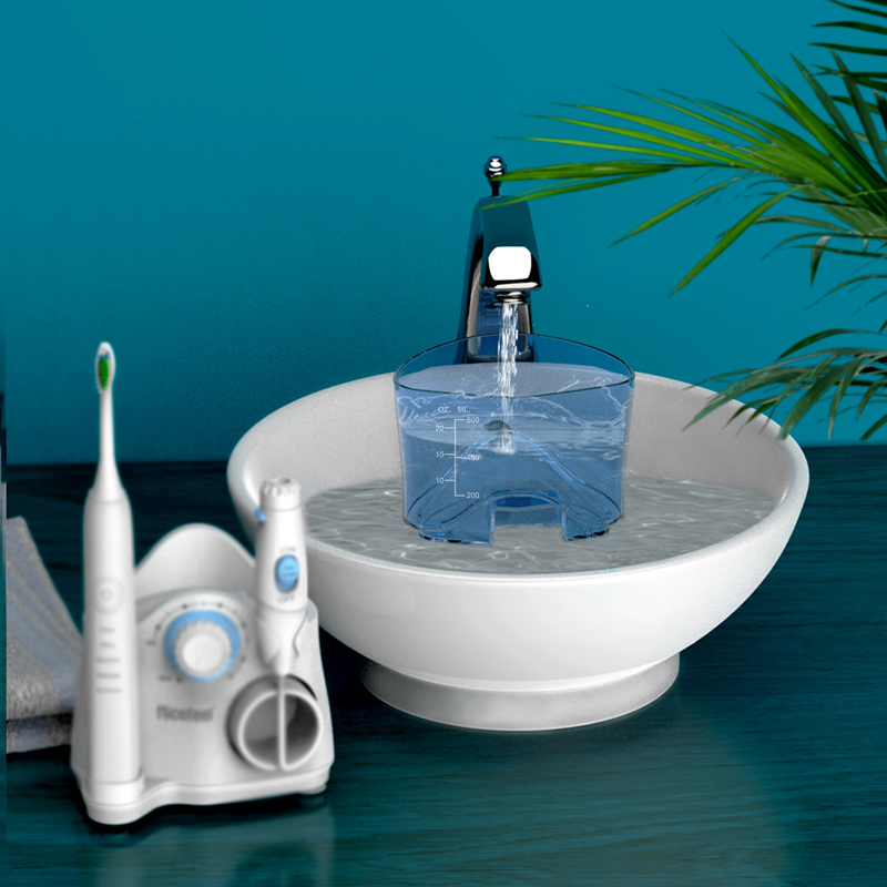 Sản phẩm nha khoa Bàn chải đánh răng Sonic Water Flosser For Family 600ml White OEM Tank